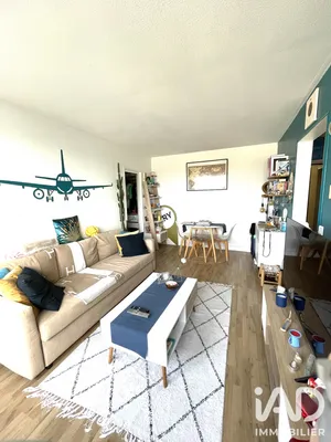 Apartment in Orly (94310)