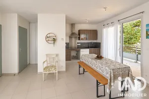 Apartment in La Rochelle (17000)