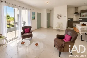 Apartment in La Rochelle (17000)