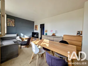 Apartment in Palaiseau (91120)