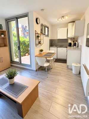 Studio à Fréjus (83600)
