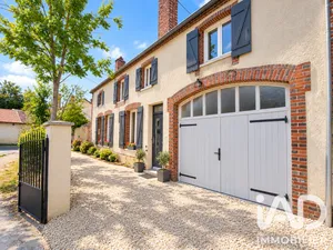 Immeuble à Égleny (89240)