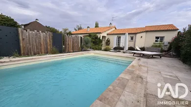 Maison à Aiffres (79230)
