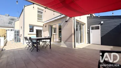 Pavillon à Louverné (53950)