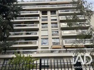 Appartement à Courbevoie (92400)