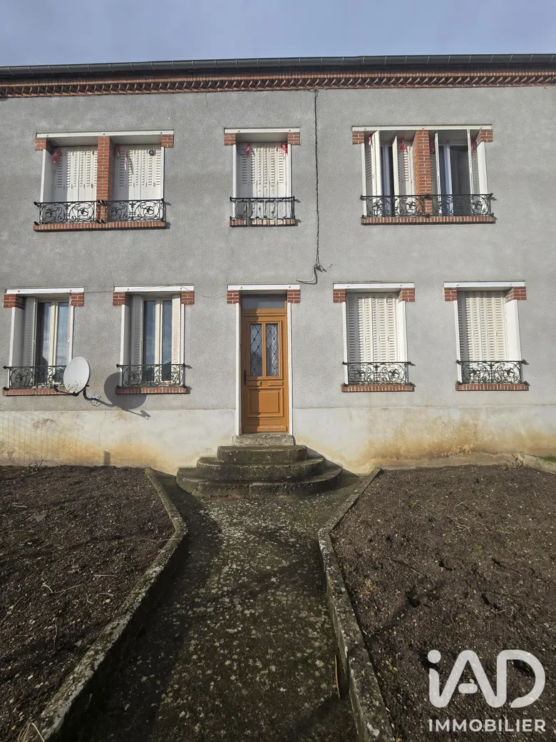 Maison 6 pièces 139 m² · à Vincelles · 139 m² · 162 000 €