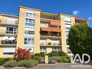 Studio à Compiègne (60200)