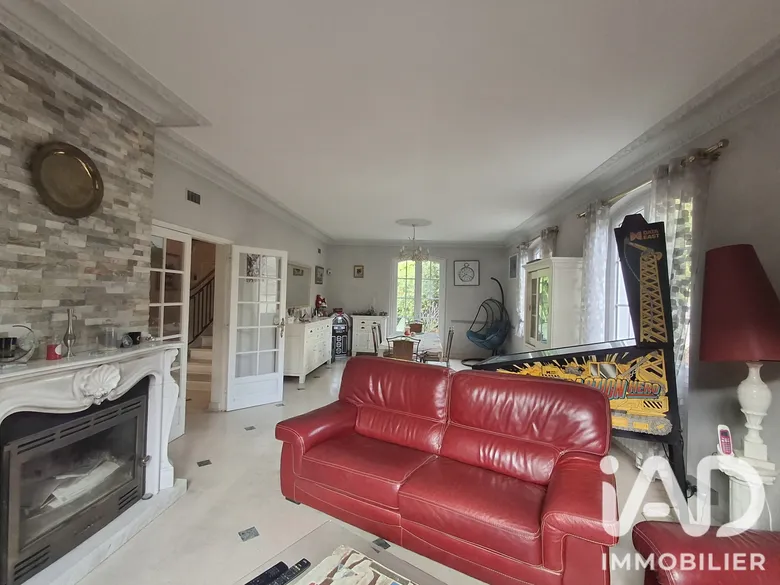Maison 7 pièces 187 m² · à Montbazon · 187 m² · 479 000 €
