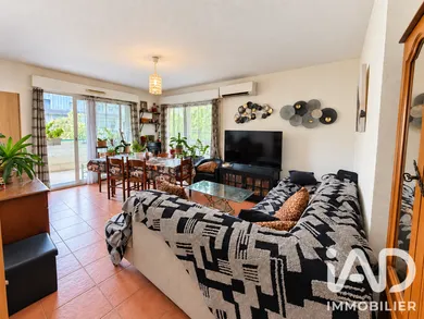 Apartment in Pégomas (06580)
