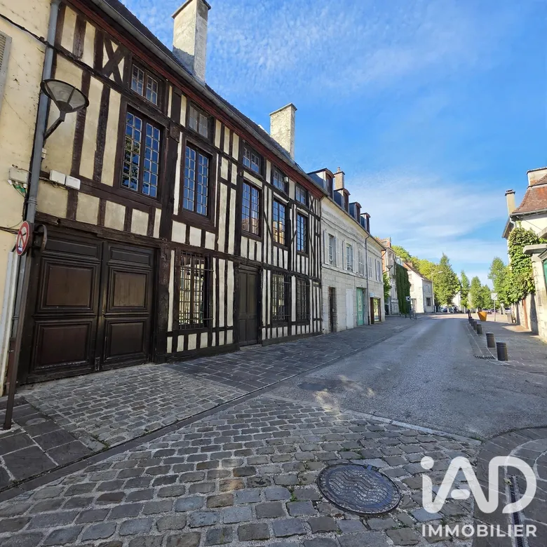 Maison 7 pièces 241 m² · à Bar-sur-Seine · 241 m² · 149 000 €