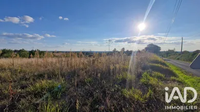 Terrain à bâtir à Bertric-Burée (24320)