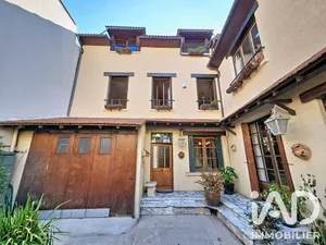 Traditional house in Ivry-sur-Seine (94200)