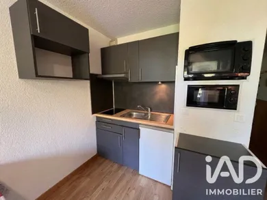 Appartement à MONCLAR (04140)