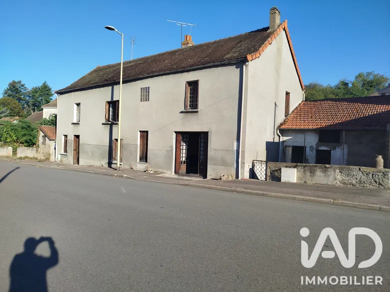 Maison 8 pièces 130 m² · à Marcigny · 130 m² · 57 000 €