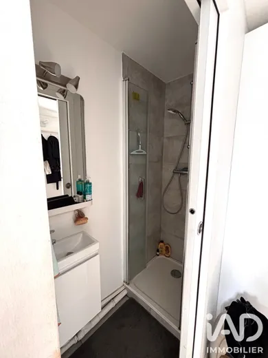 Apartment in Paris (75003)