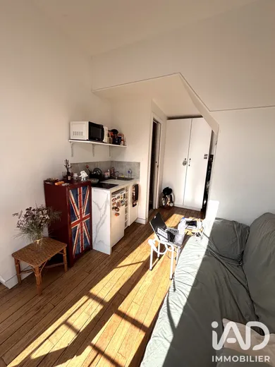 Apartment in Paris (75003)