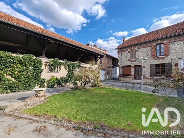 Maison 7 pièces 158 m² · à Bourgogne-Fresne · 158 m² · 265 000 €