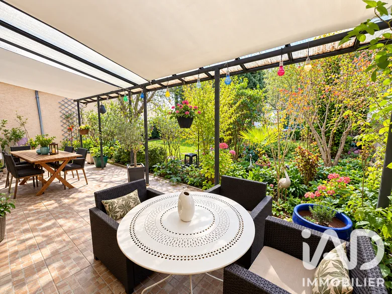 Maison 7 pièces 187 m² · à Donzy · 187 m² · 225 000 €
