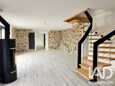 Maison à Caudan (56850)