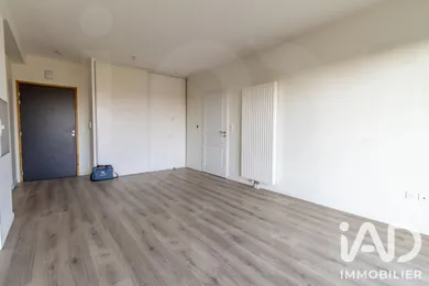 Apartment in Fleury-les-Aubrais (45400)