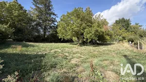 Terrain à bâtir à Moyrazès (12160)