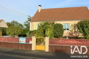 Maison traditionnelle à La Guierche (72380)