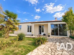 House in Lairoux (85400)