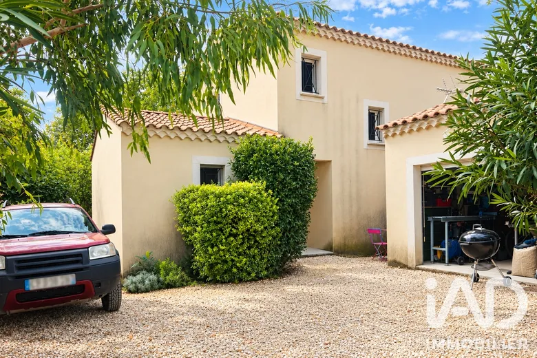 Maison 5 pièces 112 m² · à Jonquières-Saint-Vincent · 111,5 m² · 309 000 €