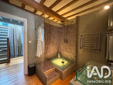 Townhouse in Montbrison (42600)