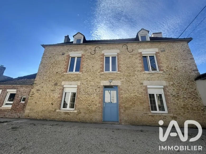 Maison 6 pièces 151 m² · à Villy-en-Trodes · 151 m² · 194 500 €