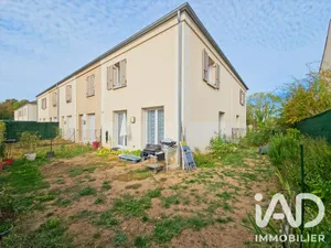 Duplex à Grisy-Suisnes (77166)