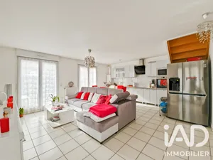 Duplex à Grisy-Suisnes (77166)