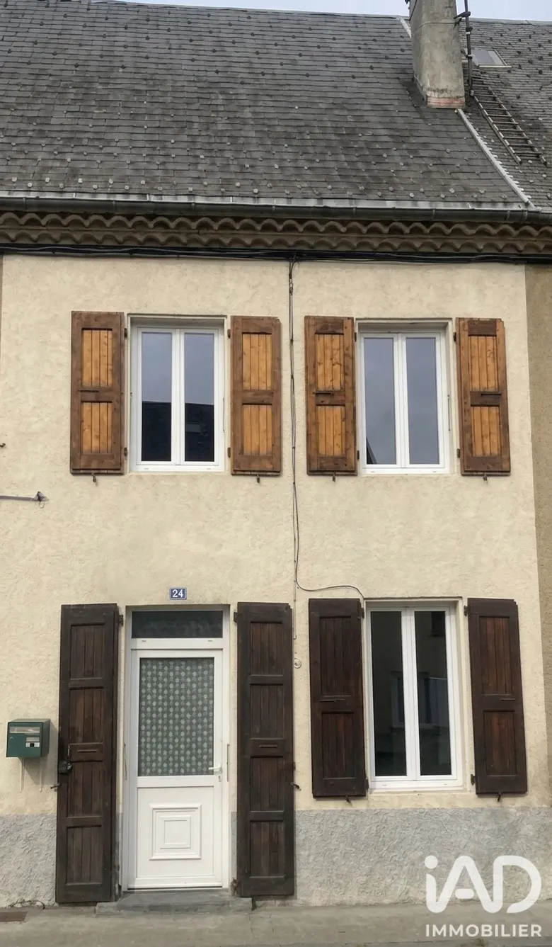 Maison 3 pièces 80 m² · à La Motte-d'Aveillans · 80 m² · 70 000 €