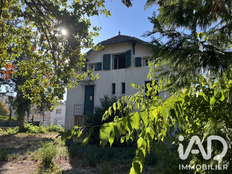 Maison 6 pièces 140 m² · à Montrond-les-Bains · 140 m² · 279 000 €