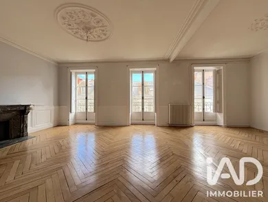 Appartement à Nantes (44000)