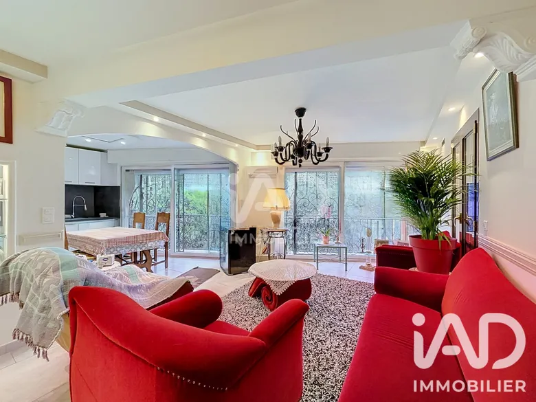 Maison 8 pièces 230 m² · à Roquebrune-Cap-Martin · 230 m² · 3 300 000 €