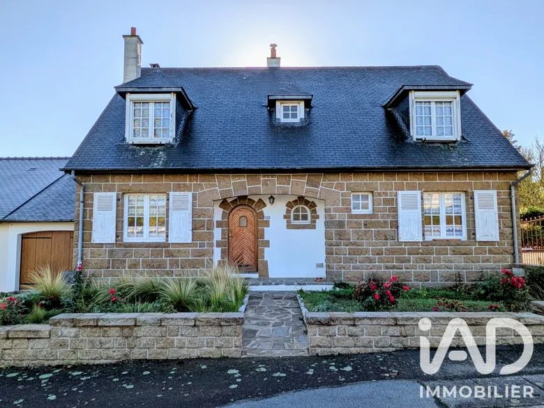 Maison 7 pièces 125 m² · à Pontmain · 125 m² · 149 000 €