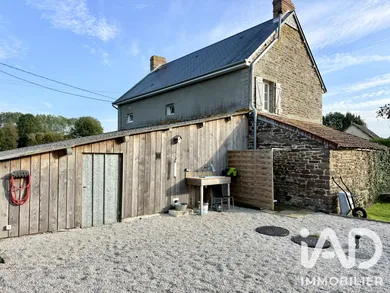Maison de village à Saint-Plancher  (50400)