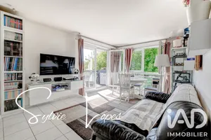 Apartment in Bussy-Saint-Georges (77600)