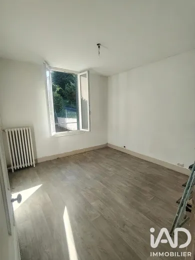 Maison de ville à Abrest (03200)