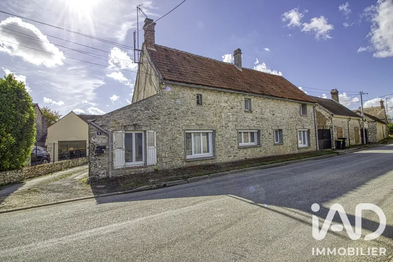 Maison 7 pièces 203 m² · à Beaumont-du-Gâtinais · 203 m² · 188 000 €
