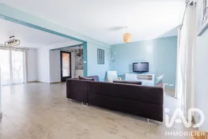 House in Palaiseau (91120)