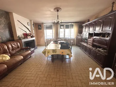 Maison de campagne à Tronchoy (89700)