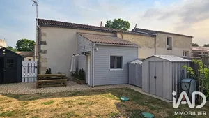 Maison de village à Juicq (17770)