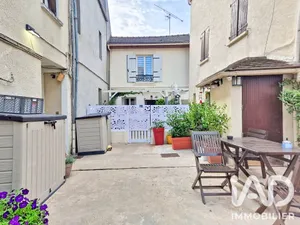 Townhouse in Villeneuve-le-Roi (94290)
