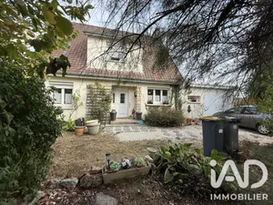 Maison à La Grande-Paroisse (77130)