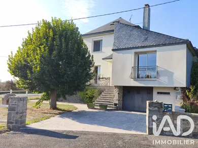 Maison à Aron (53440)