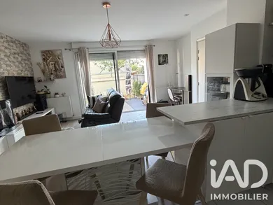 Apartment in Chennevières-sur-Marne (94430)