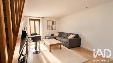 Appartement à Pringy (77310)