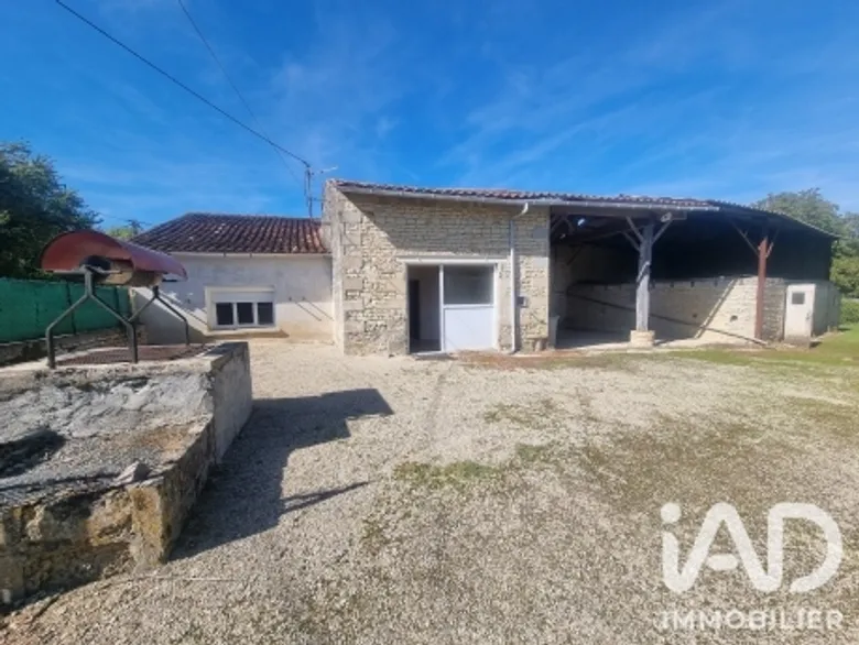 Maison 5 pièces 137 m² · à Villiers-sur-Chizé · 137 m² · 75 000 €